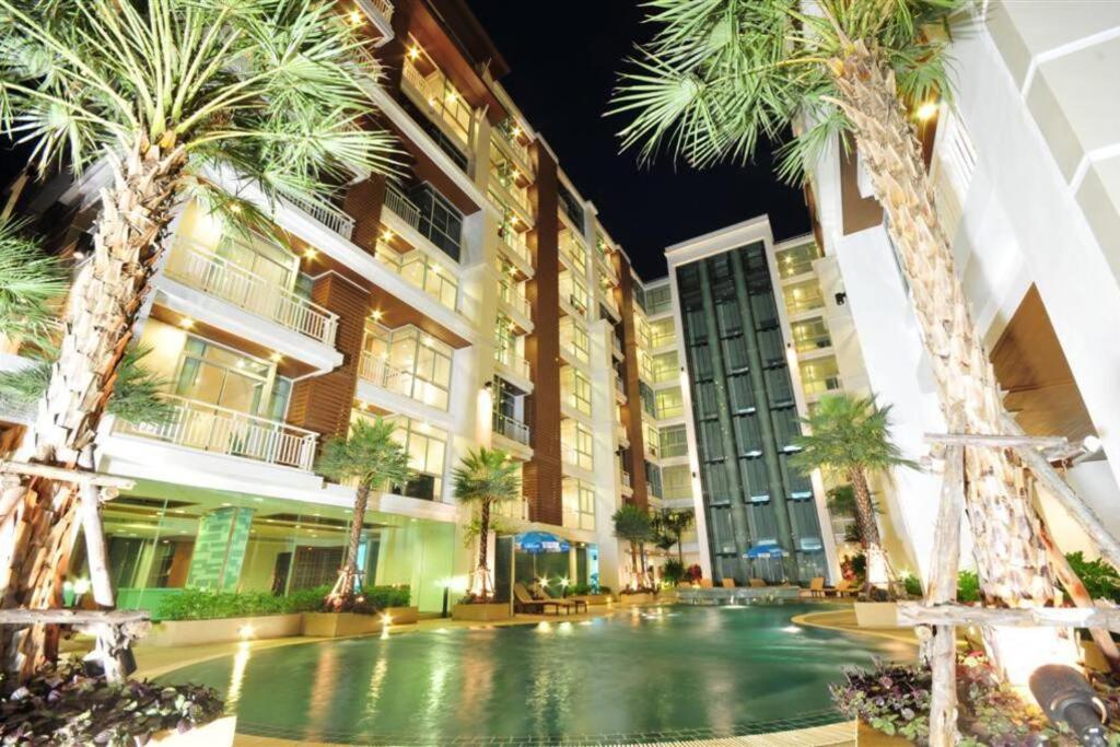 Recently Renovated Pool View Apartment In Modern Complex Patong Exterior photo